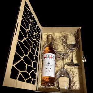 Zvonko Bogdan 4 konja debela Gift Box 2 čaše - model saće